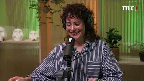 Beeld uit de video van NRC Onbehaarde Apen